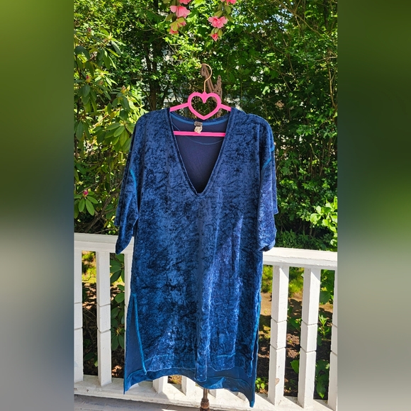 Free People Blue Velvet Tunic - NWT! - Picture 2 of 11